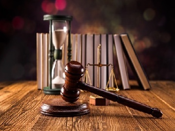 哺乳期孩子抚养权判定标准与法律依据解析